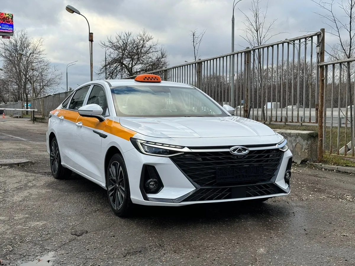 картинка Chery Arrizo 8 1.6 AMT (197 л.с.) от carsrent-spb.ru