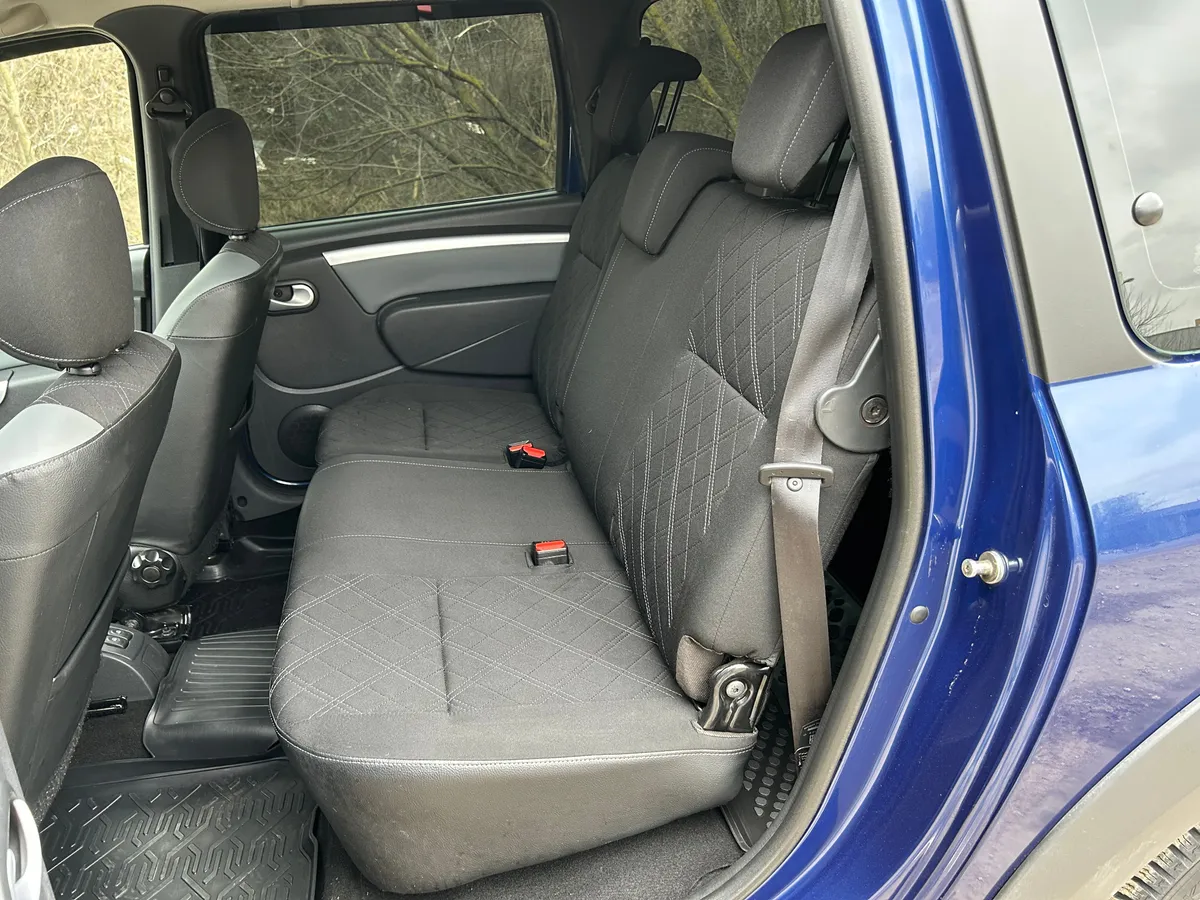 ВАЗ (Lada) Largus 1.6 MT 16 кл (7 мест) (106 л.с.)