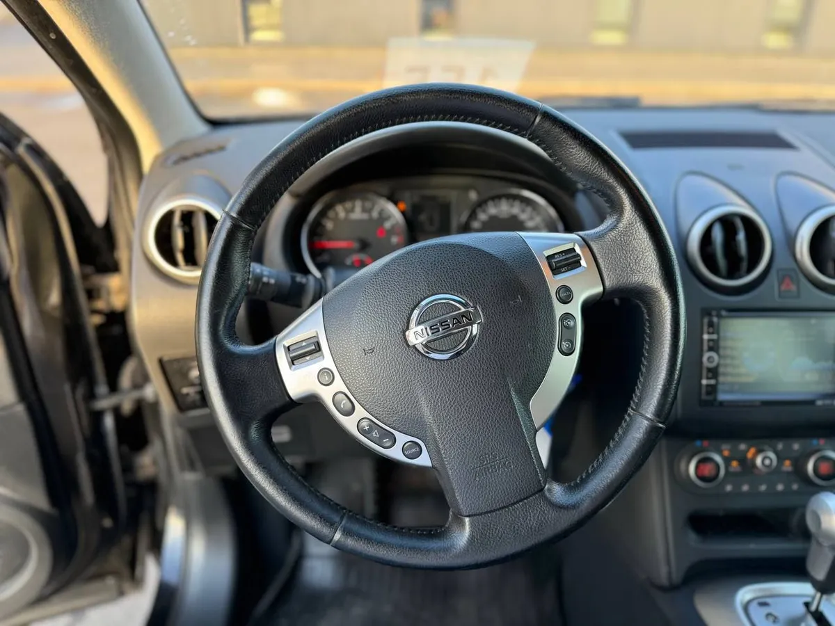 Nissan Qashqai 2.0 CVT AWD (141 л.с.)