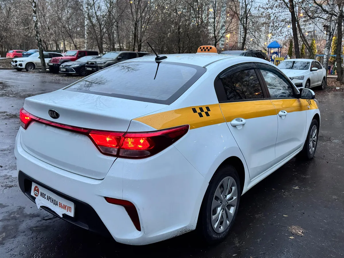 Kia Rio 1.6 AT (123 л.с.)