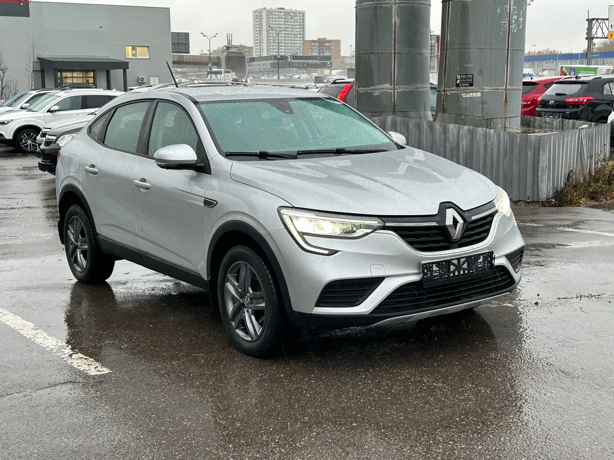 картинка Renault Arkana 1.6 CVT (114 л.с.) от carsrent-spb.ru