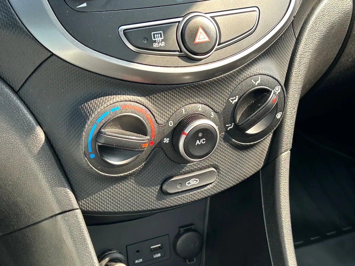 Hyundai Solaris 1.6 MT (123 л.с.)
