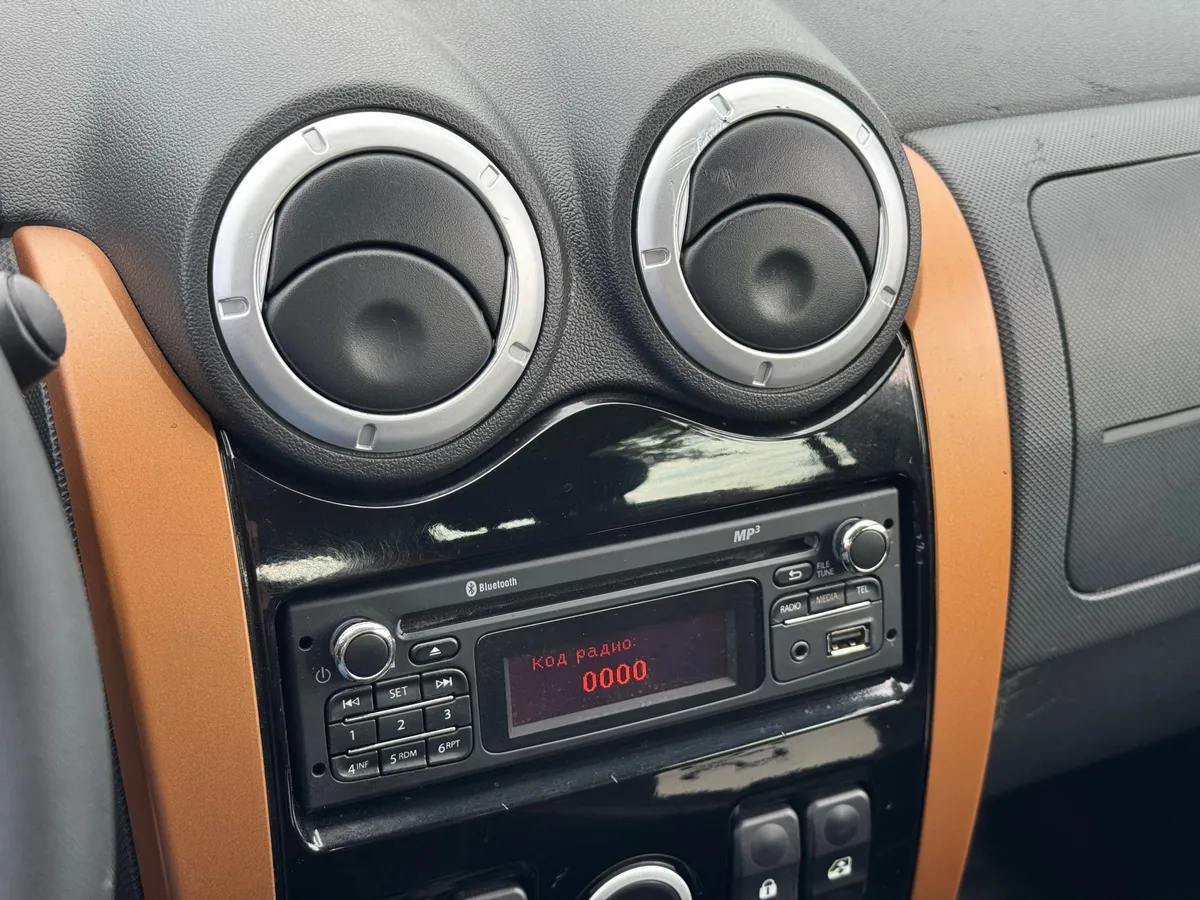 ВАЗ (Lada) Largus 1.6 MT 16 кл (5 мест) (106 л.с.)