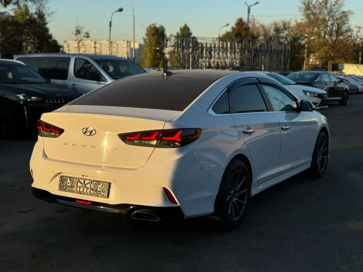 Hyundai Sonata 2.0 AT (150 л.с.)