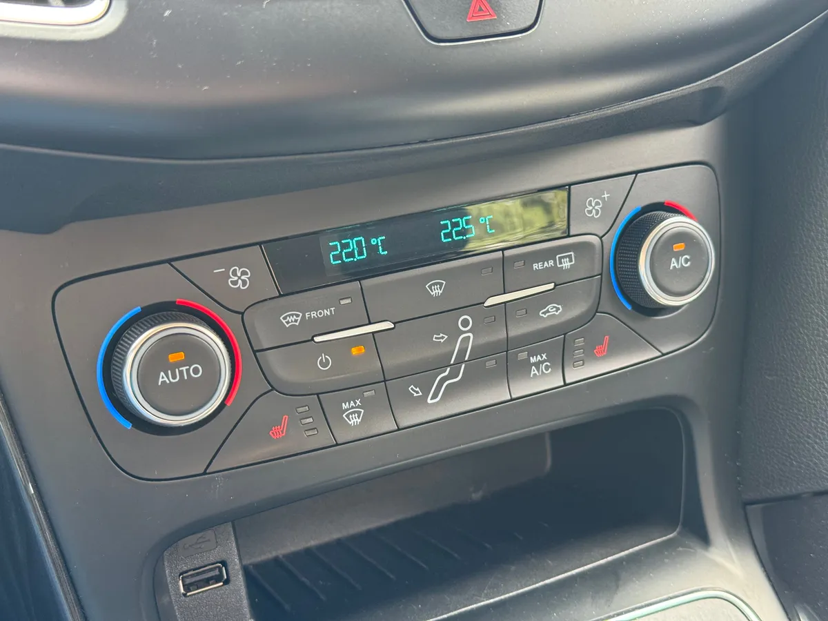 Ford Focus 1.5 EcoBoost AT (150 л.с.)
