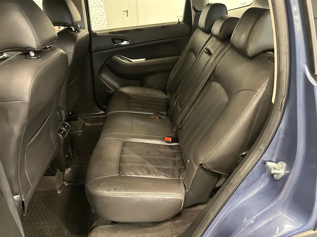 Chevrolet Orlando 1.8 AT (141 л.с.)