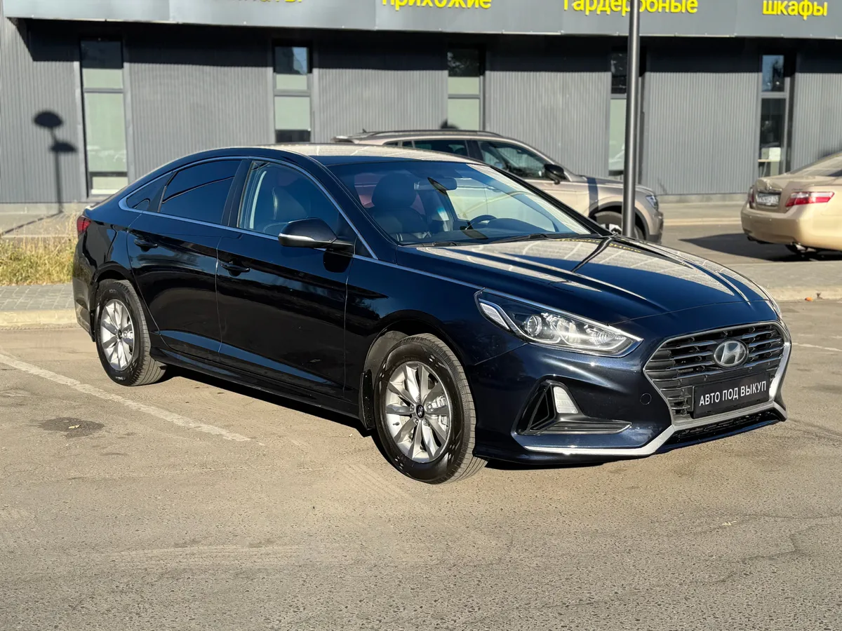 картинка Hyundai Sonata 2.0 AT (154 л.с.) от carsrent-spb.ru
