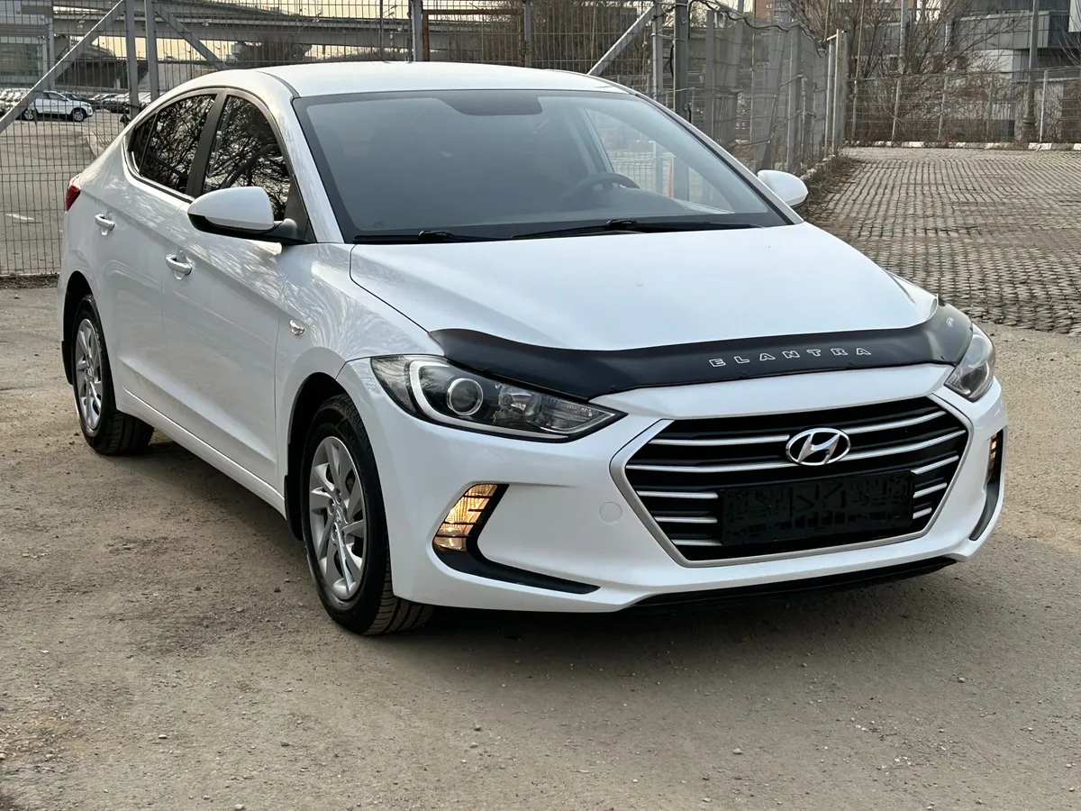 картинка Hyundai Elantra 1.6 AT (128 л.с.) от carsrent-spb.ru