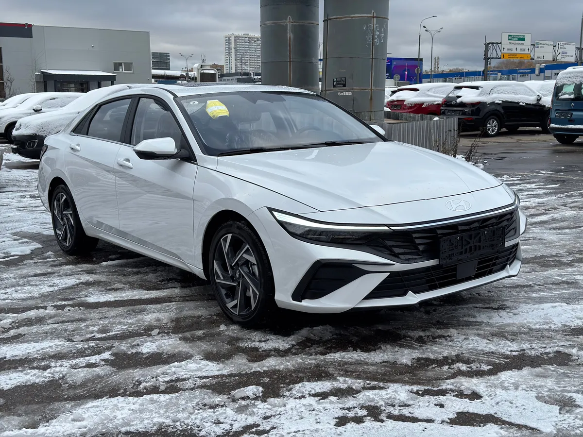 картинка Hyundai Elantra 1.5 CVT (115 л.с.) от carsrent-spb.ru
