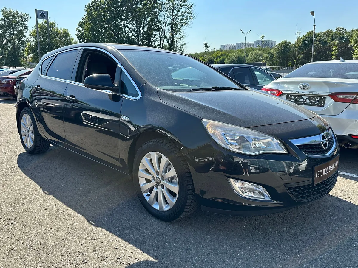 картинка Opel Astra 1.6 AT (115 л.с.) от carsrent-spb.ru
