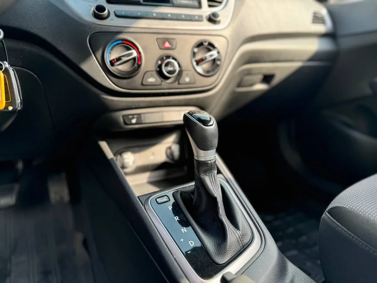 Hyundai Solaris 1.6 AT (123 л.с.)