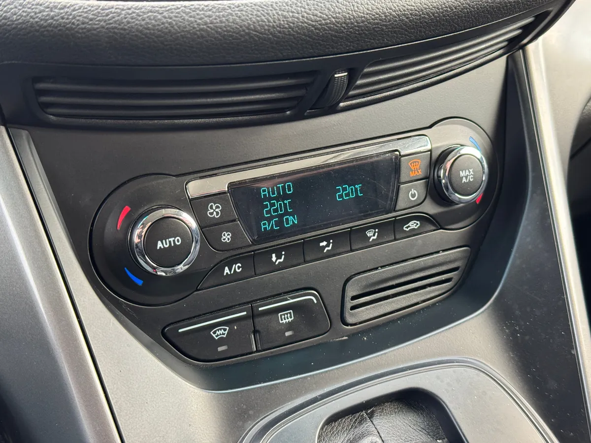 Ford Kuga 1.6 (150 л.с.), бензин, АКПП, полный привод (4WD)