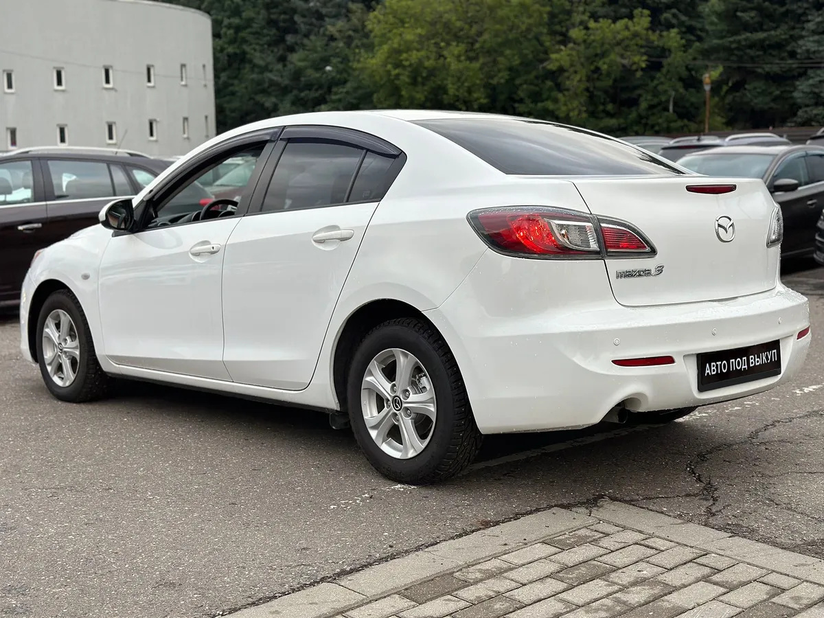 Mazda 3