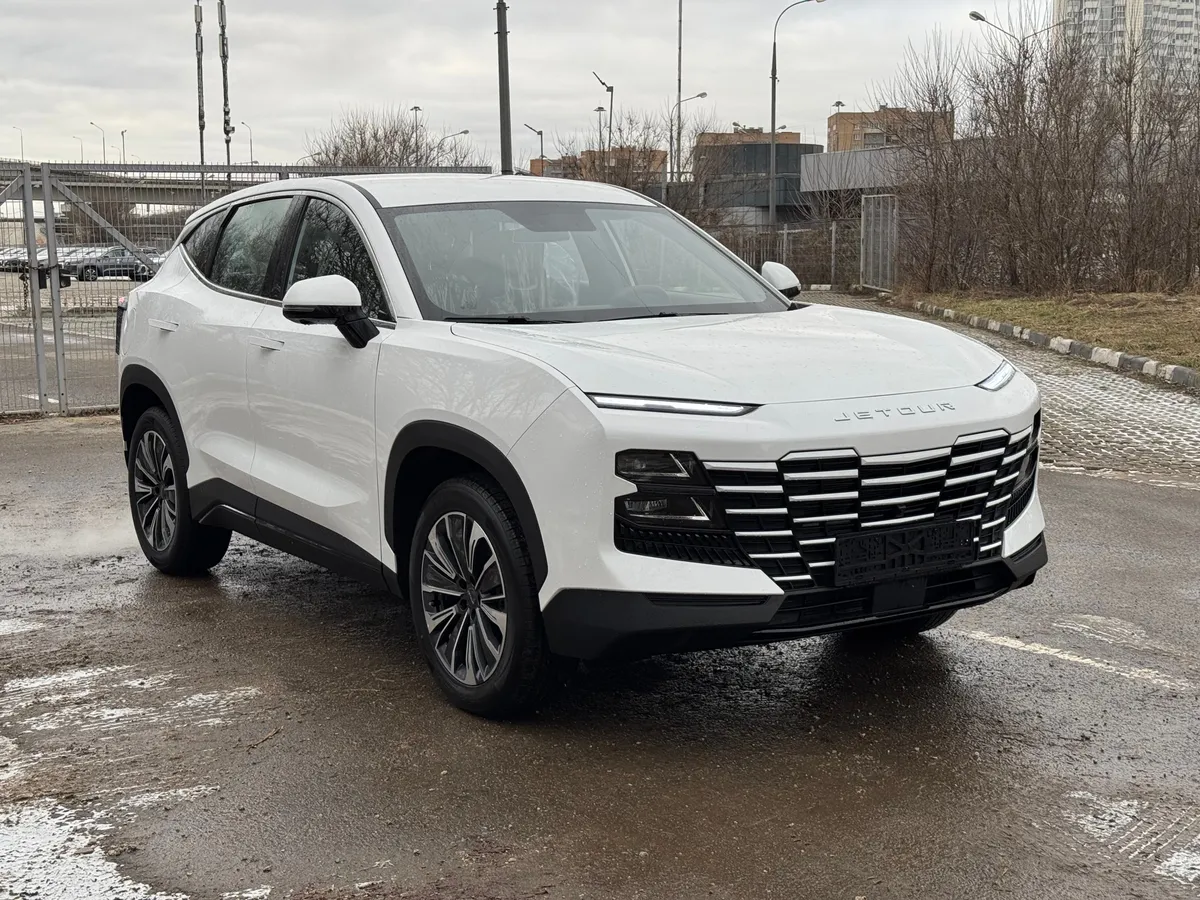 картинка Jetour Dashing 1.5 AMT (156 л.с.) от carsrent-spb.ru