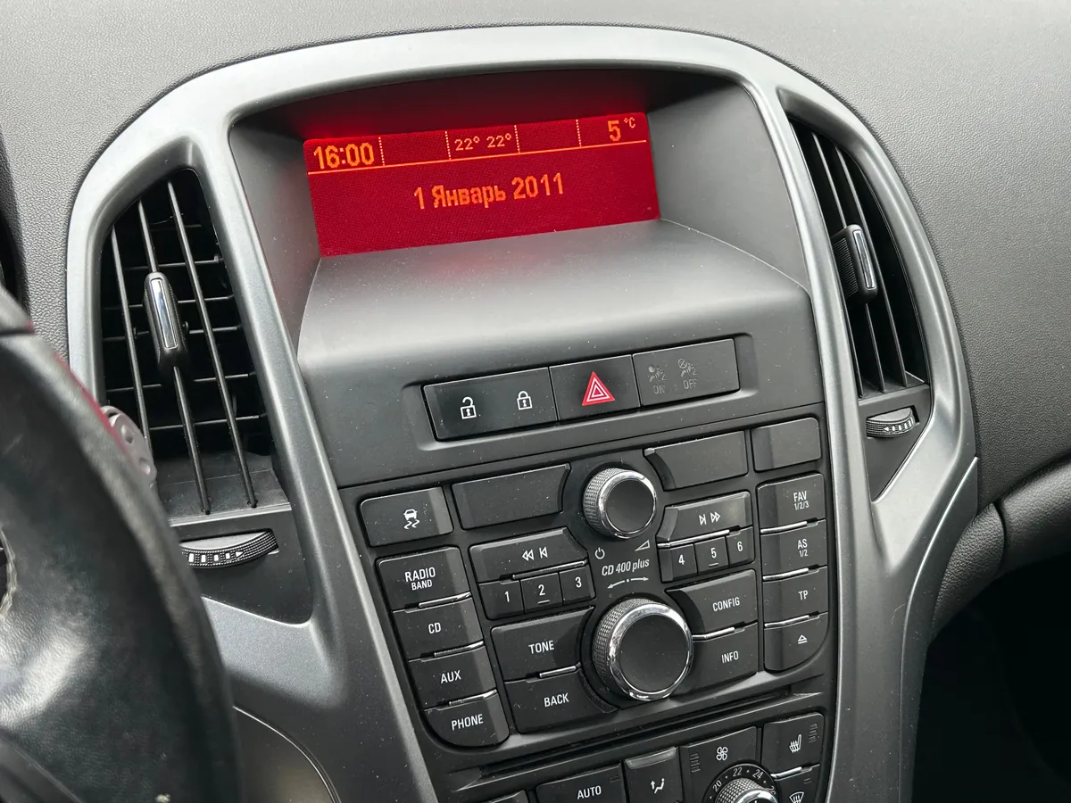 Opel Astra 1.6 AT (115 л.с.)