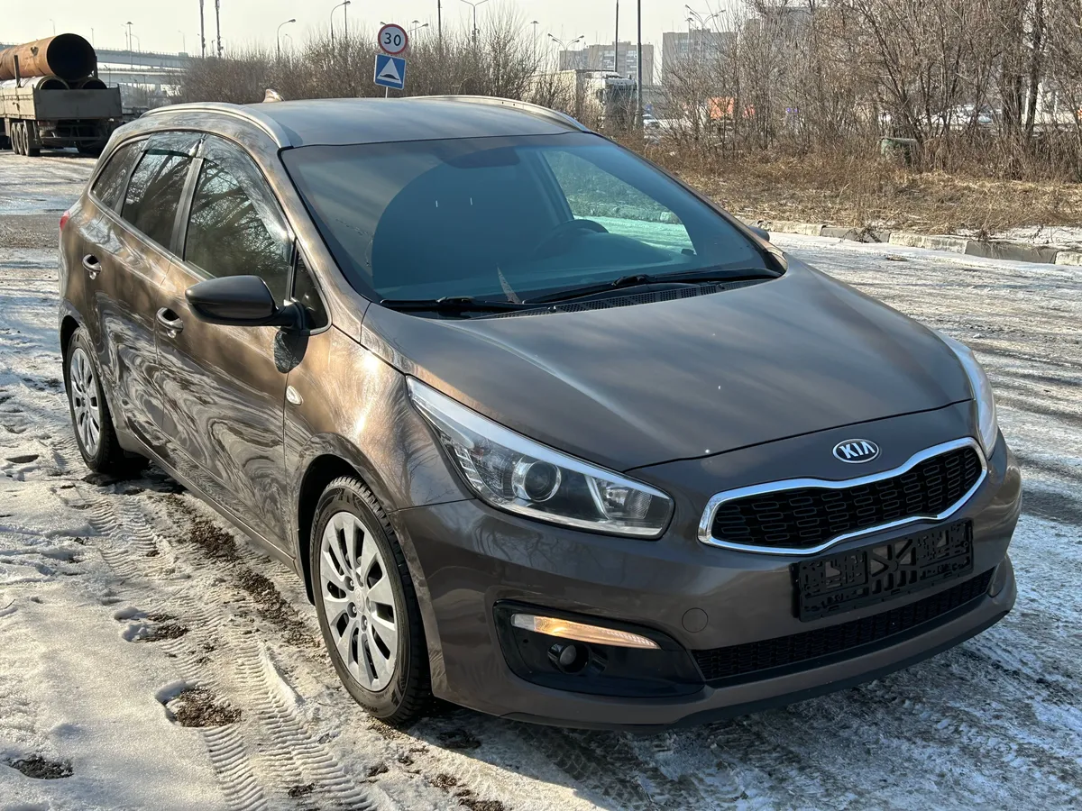 картинка Kia Ceed 1.6 AT (130 л.с.) от carsrent-spb.ru