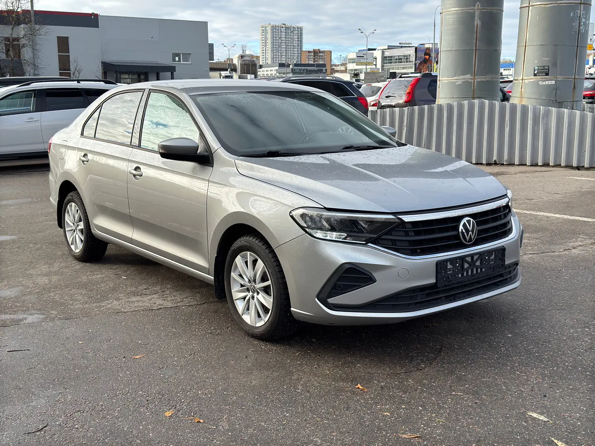 картинка Volkswagen Polo 1.6 MPI MT (110 л.с.) от carsrent-spb.ru