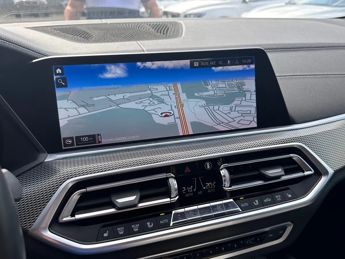 BMW X6 xDrive40i Steptronic (340 л.с.) Базовая