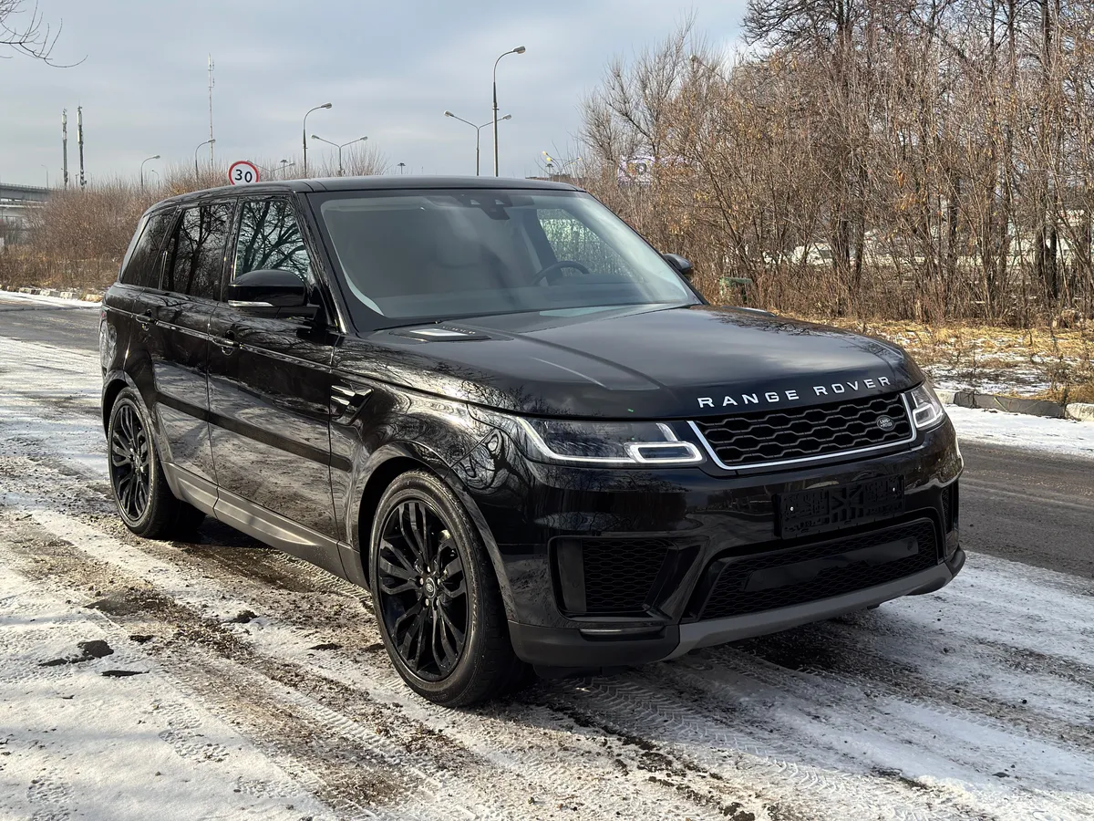 картинка Land Rover Range Rover Sport 3.0 TDV6  AT AWD (249 л.с.) от carsrent-spb.ru