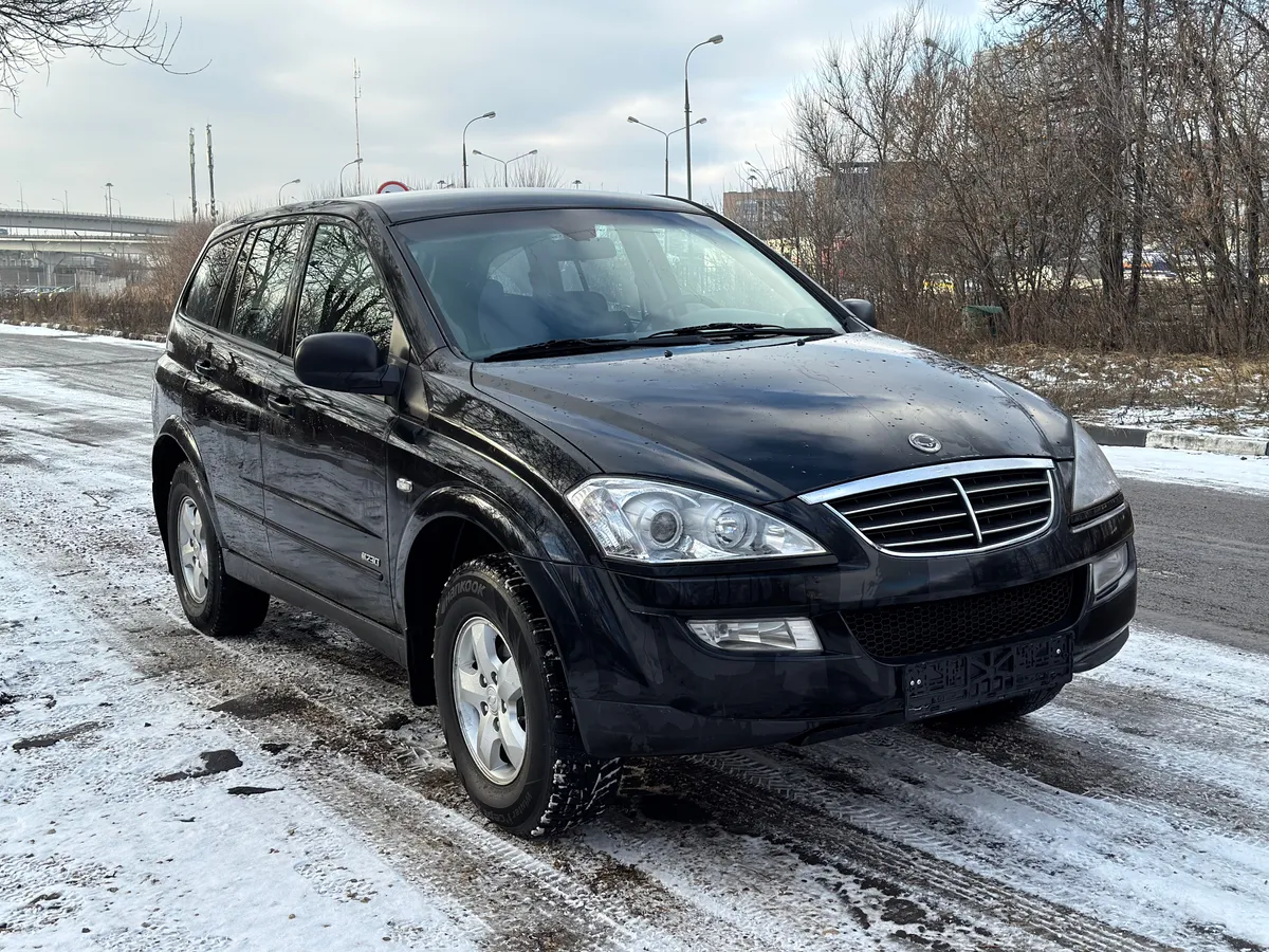 картинка SsangYong Kyron 2.3 MT 4WD (150 л.с.) от carsrent-spb.ru