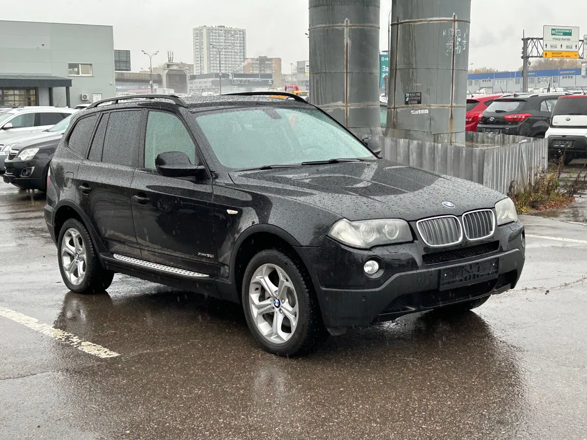 картинка BMW X3 3.0si AT (272 л.с.) от carsrent-spb.ru