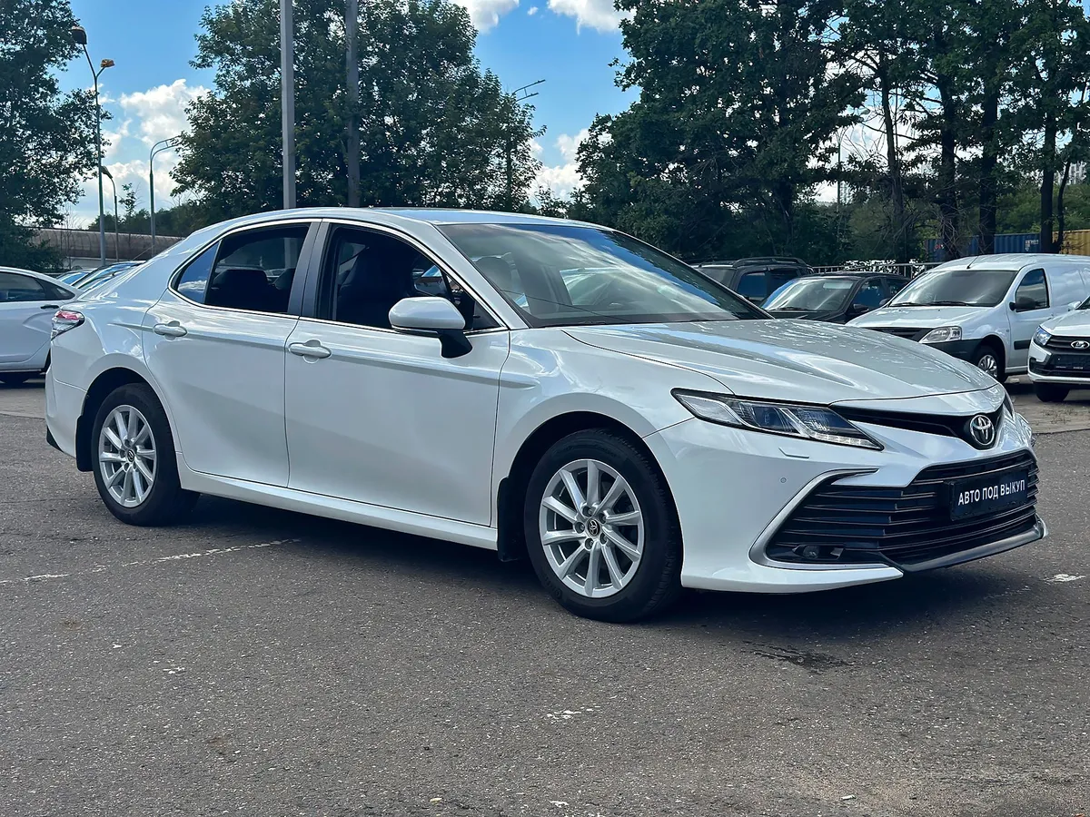 картинка Toyota Camry от carsrent-spb.ru