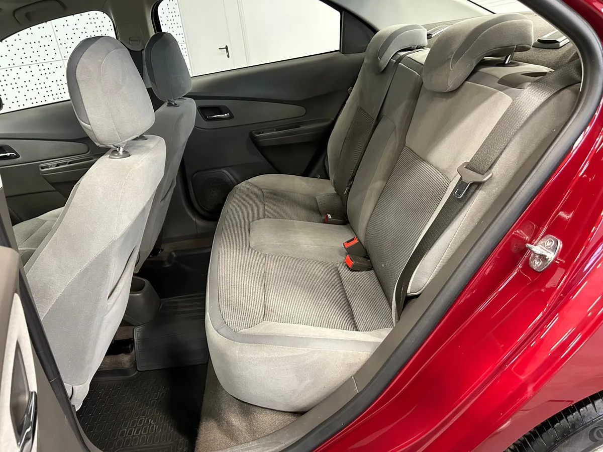 Chevrolet Cobalt 1.5 AT (106 л.с.)