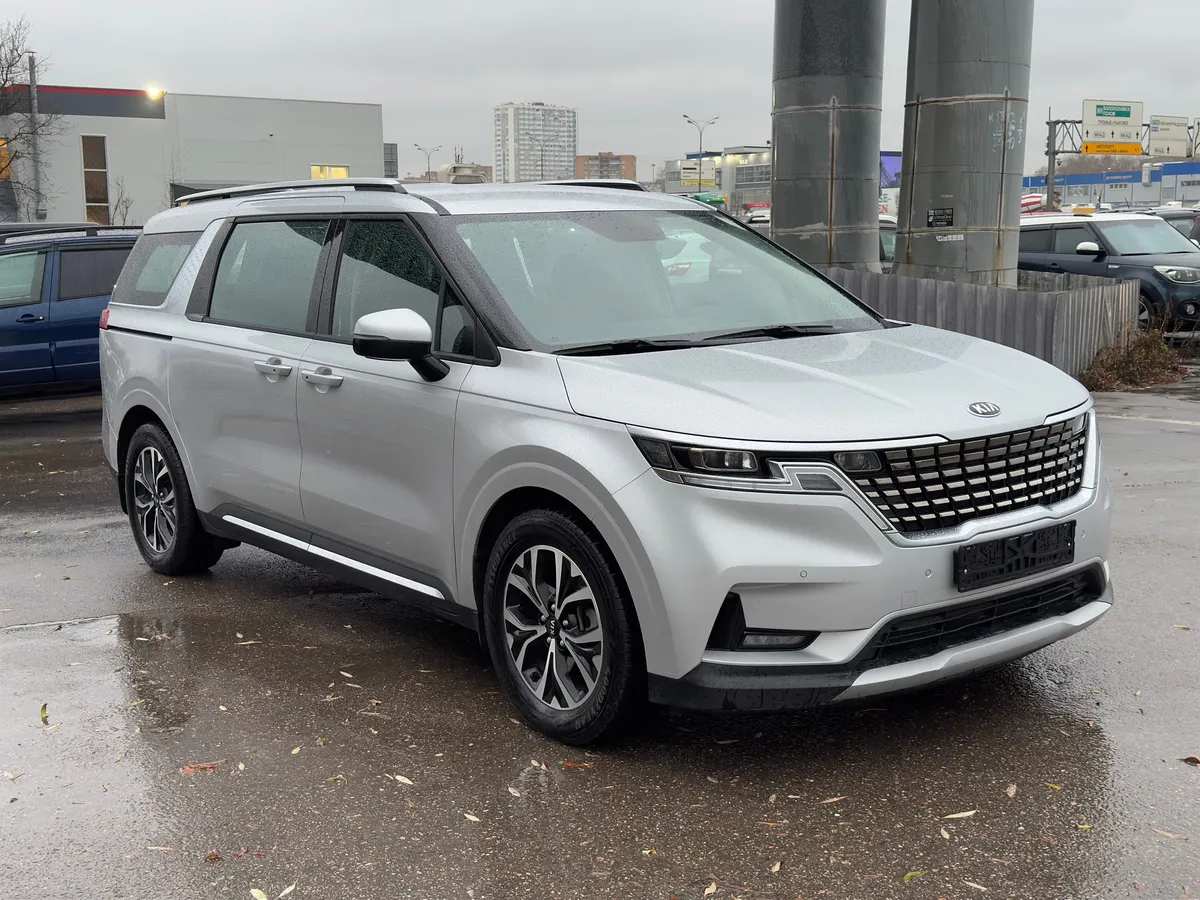 картинка Kia Carnival 2.2 AT (199 л.с.) от carsrent-spb.ru