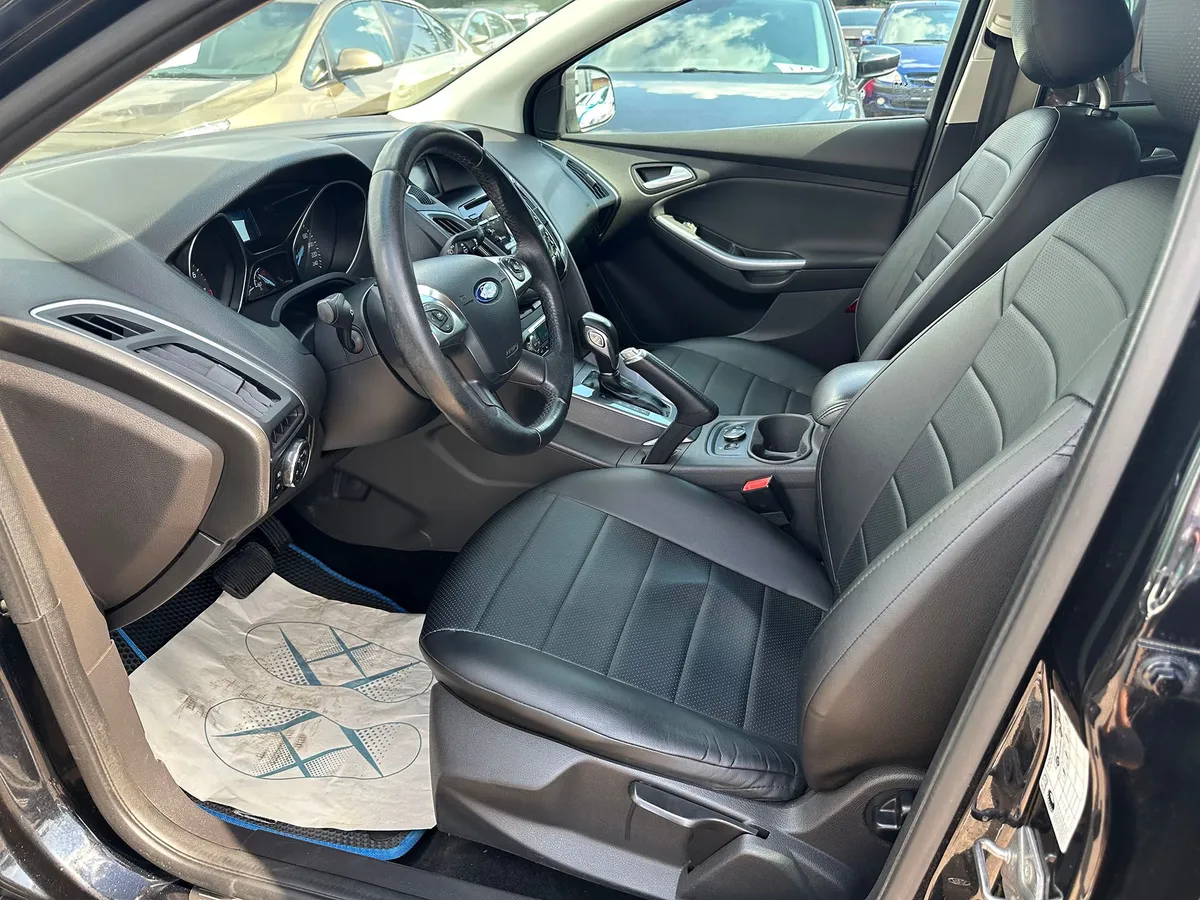 Ford Focus 1.6 PowerShift (125 л.с.)