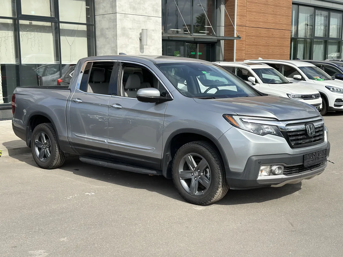 картинка Honda Ridgeline 3.5 AT 4WD (280 л.с.) от carsrent-spb.ru