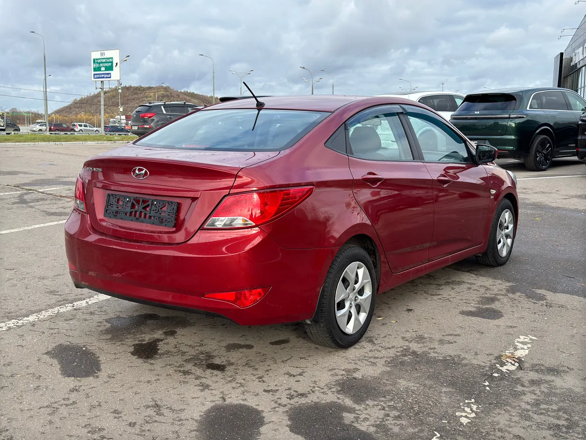 Hyundai Solaris 1.6 AT (123 л.с.)