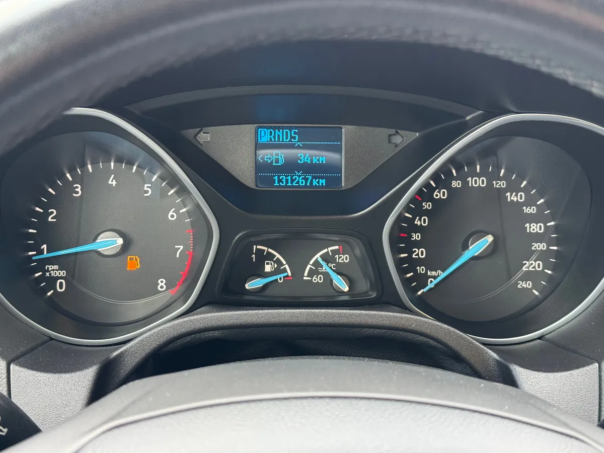 Ford Focus 1.6 Ti-VCT MT (105 л.с.)
