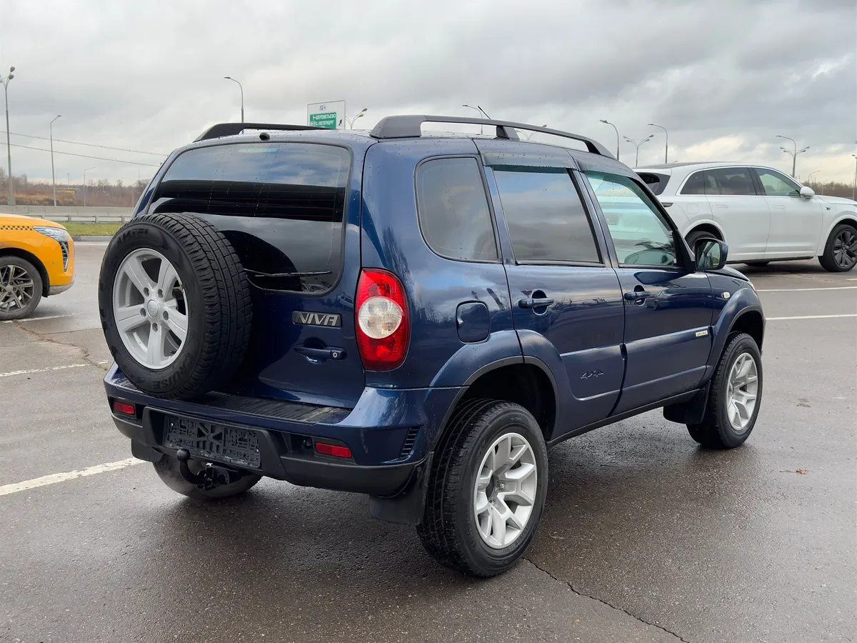Chevrolet Niva 1.7 MT (80 л.с.)