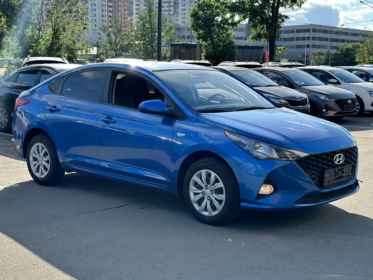 картинка Hyundai Solaris 1.6 AT (123 л.с.) от carsrent-spb.ru