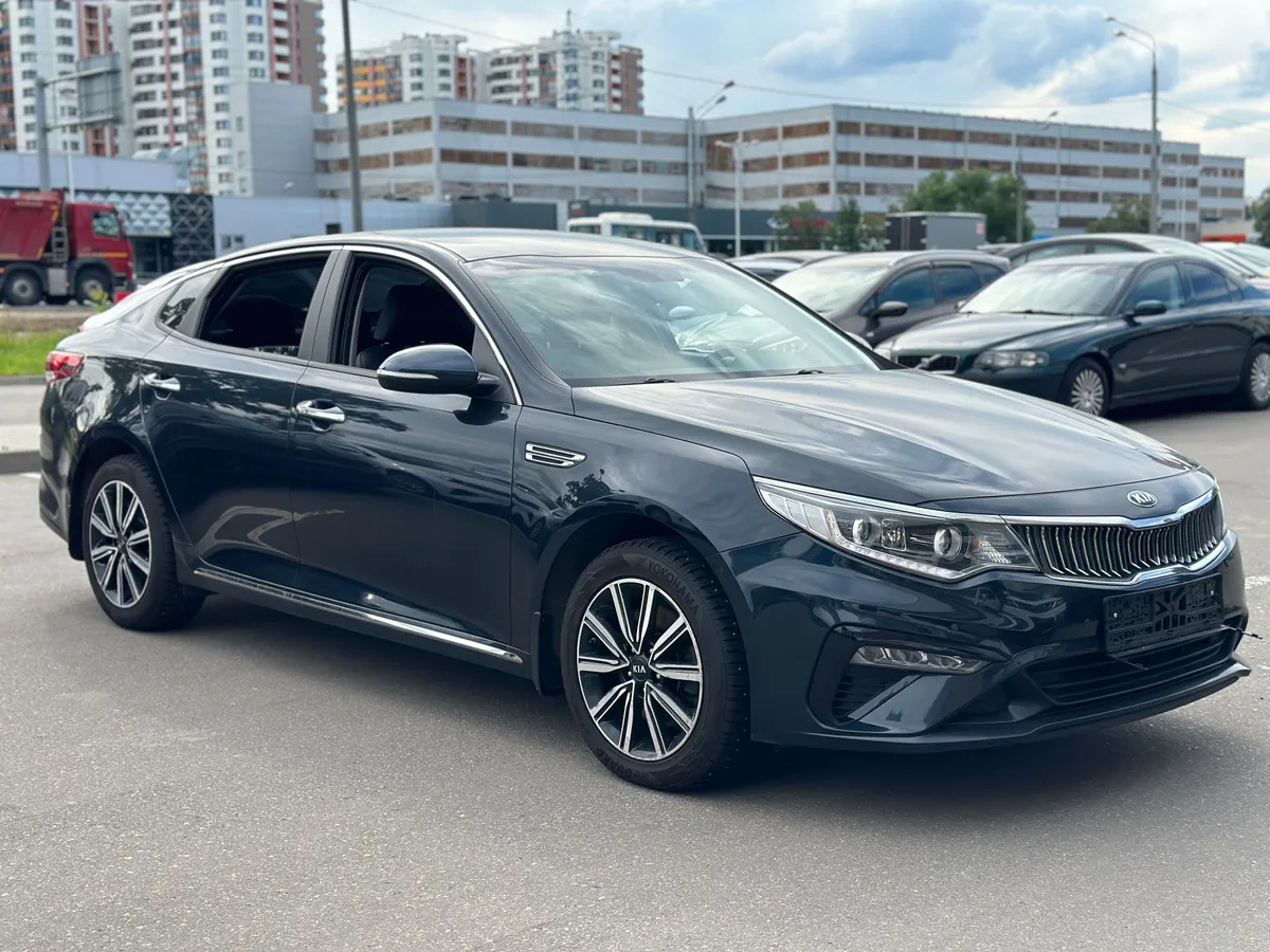 картинка Kia Optima 2.0 AT (163 л.с.) от carsrent-spb.ru