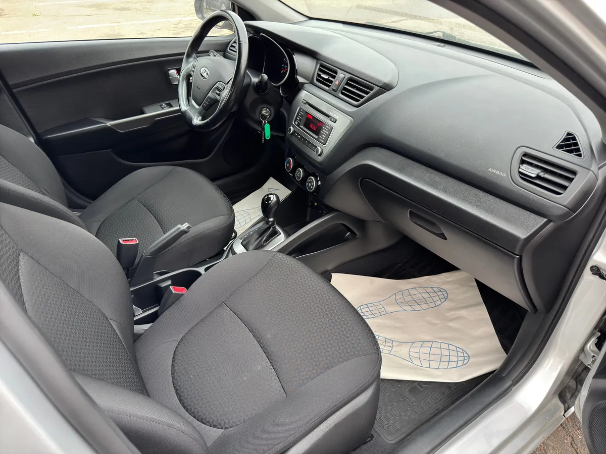 Kia Rio 1.6 AT (123 л.с.)