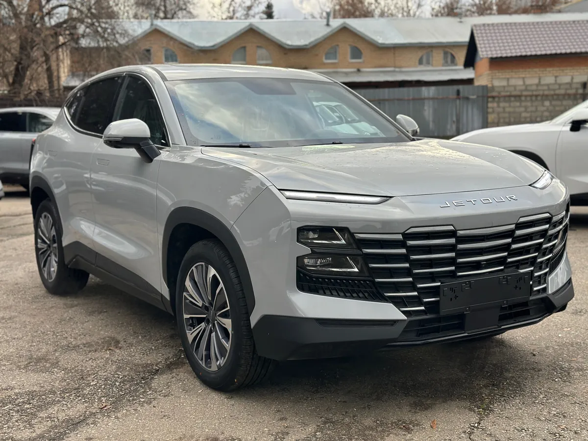 картинка Jetour Dashing 1.5 AMT (156 л.с.) от carsrent-spb.ru