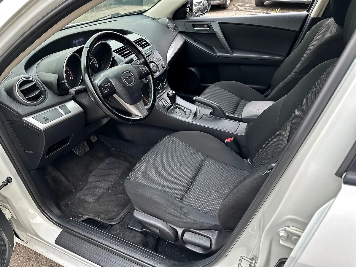 Mazda 3