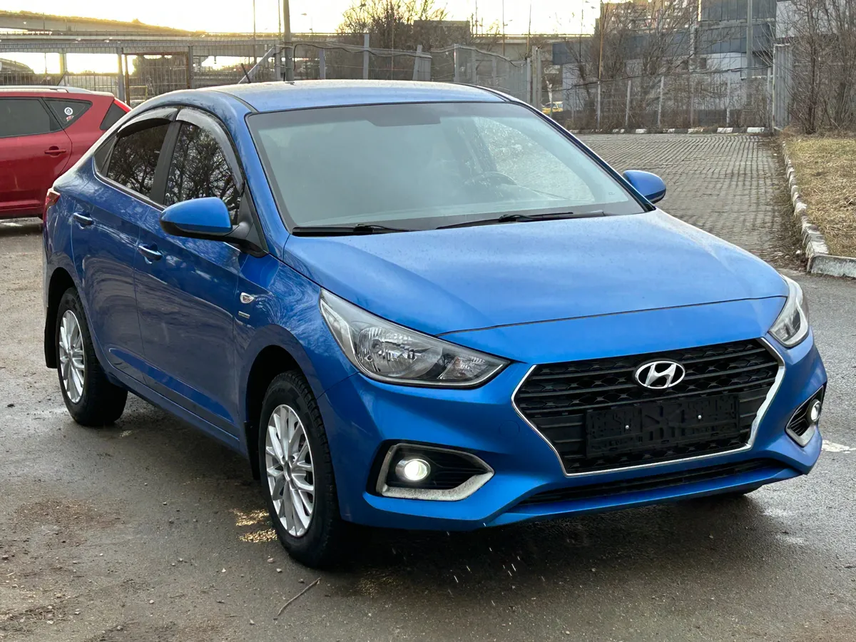 картинка Hyundai Solaris 1.6 AT (123 л.с.) от carsrent-spb.ru