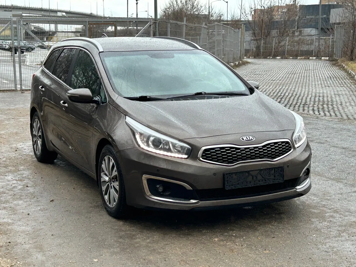 картинка Kia Ceed 1.6 AMT (135 л.с.) от carsrent-spb.ru