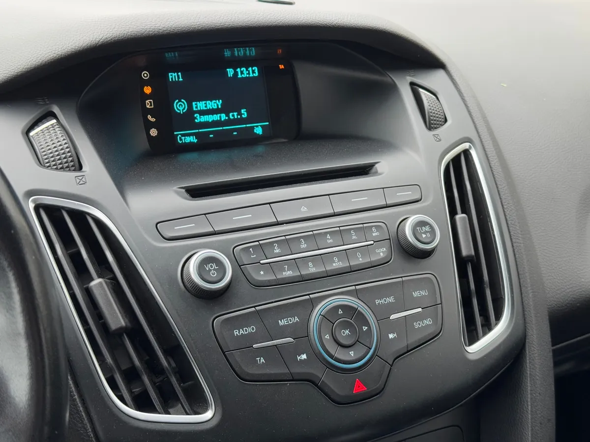 Ford Focus 1.6 Ti-VCT PowerShift (105 л.с.)