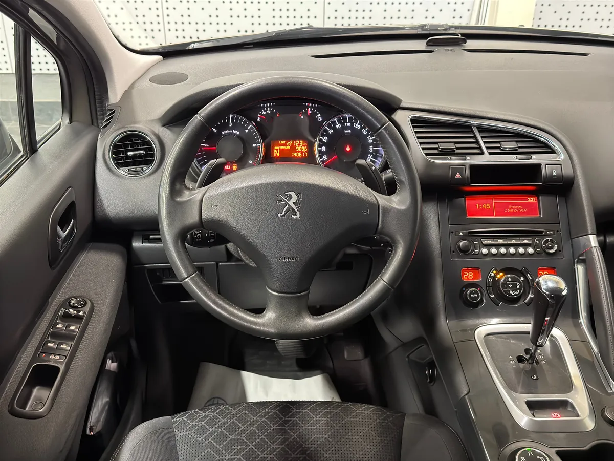 Peugeot 3008 1.6 e-HDi ETG (115 л.с.)