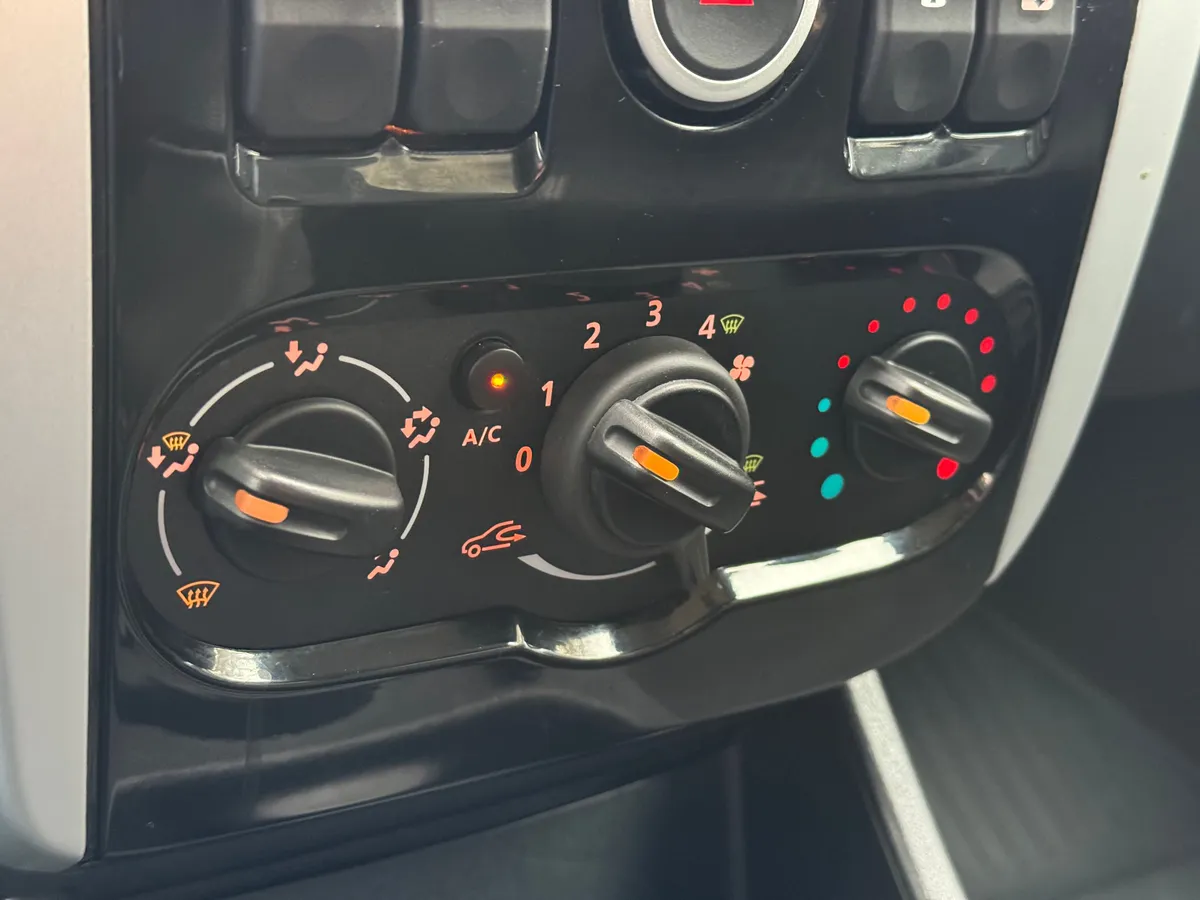 ВАЗ (Lada) Largus 1.6 MT 16 кл (5 мест) (106 л.с.)