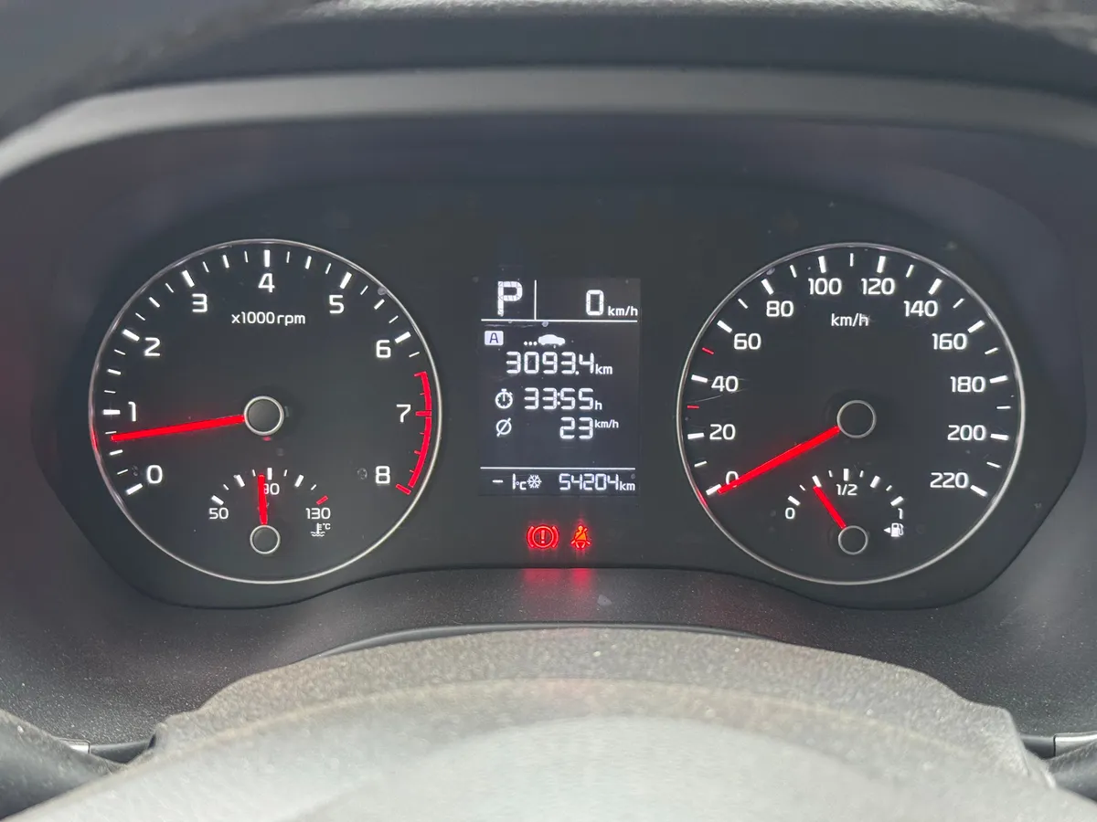 Kia Rio 1.6 AT (123 л.с.)