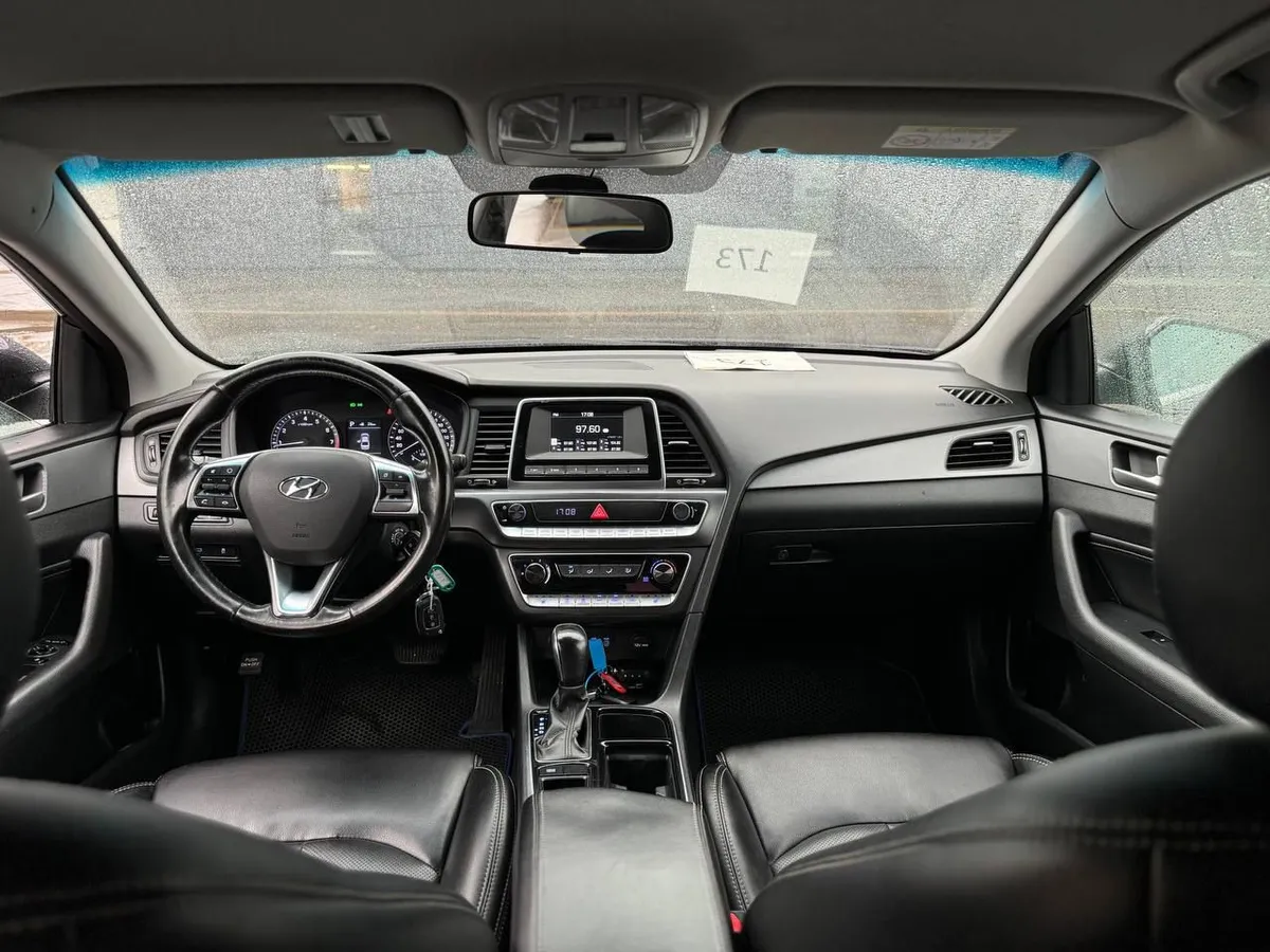 Hyundai Sonata 2.0 AT (154 л.с.)