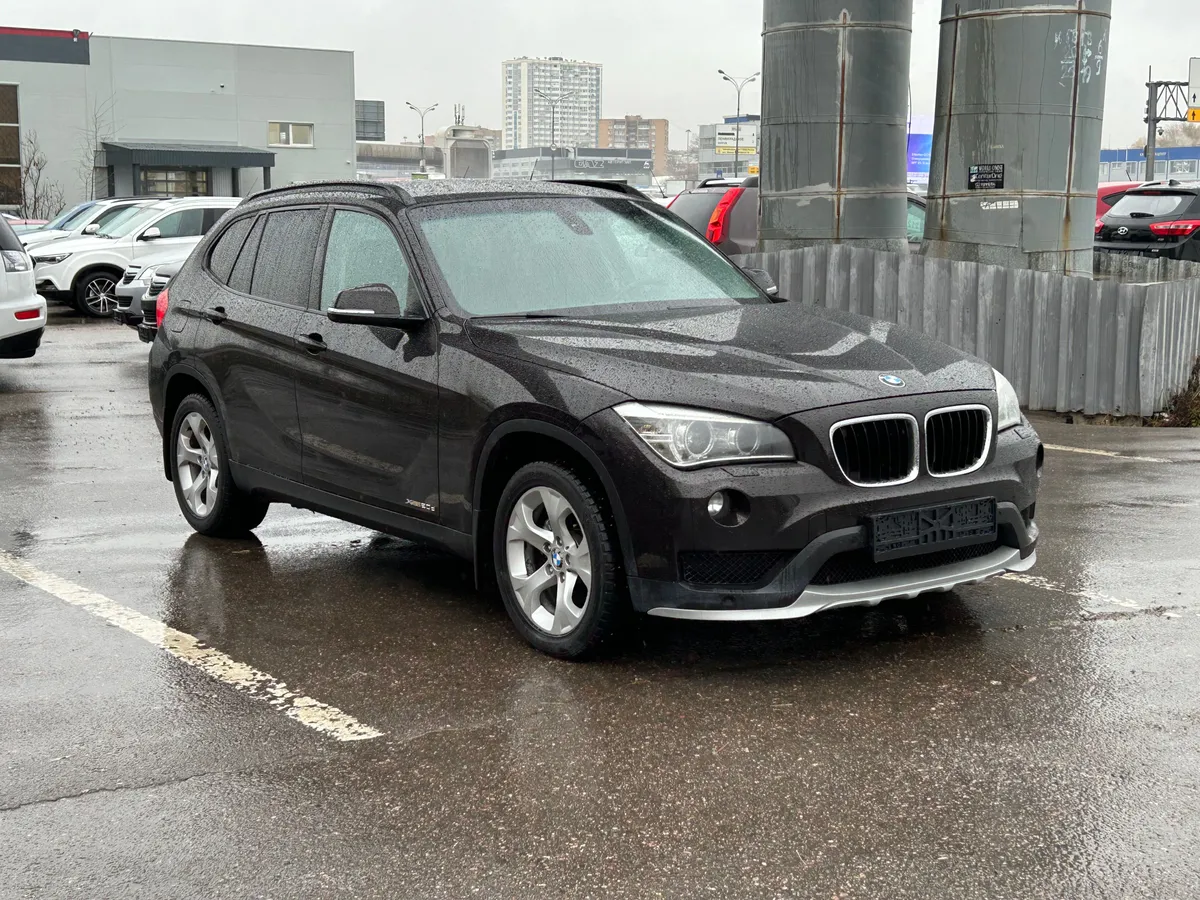 картинка BMW X1 sDrive20d AT (184 л.с.) от carsrent-spb.ru