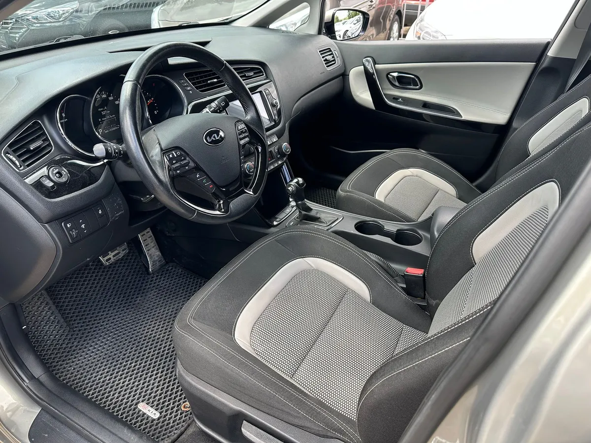 Kia Ceed 1.6 AT (129 л.с.)