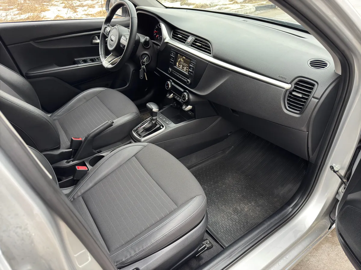 Kia Rio 1.6 AT (123 л.с.)