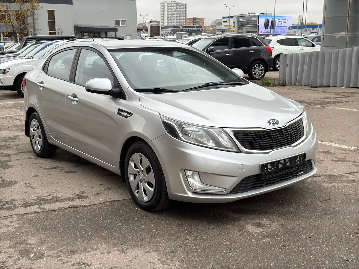 картинка Kia Rio 1.6 6AT (123 л.с.) от carsrent-spb.ru