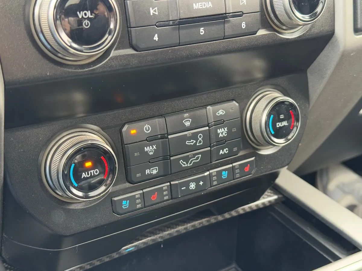 Ford F-150 3.5 AT 4WD (450 л.с.)
